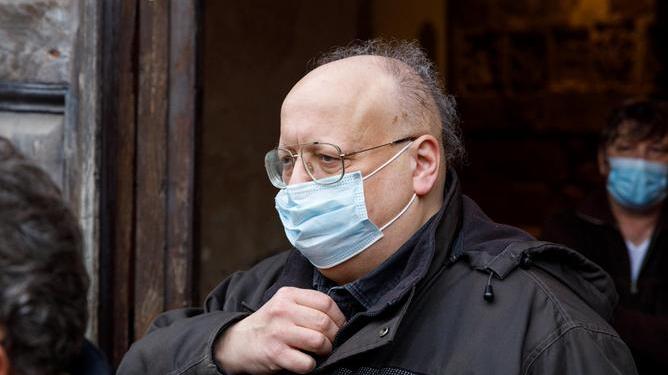 Il medico no-vax di Pistoia condannato