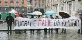 Lotta alla mafia, 300 in piazza a Reggio e Masini litiga con i grillini