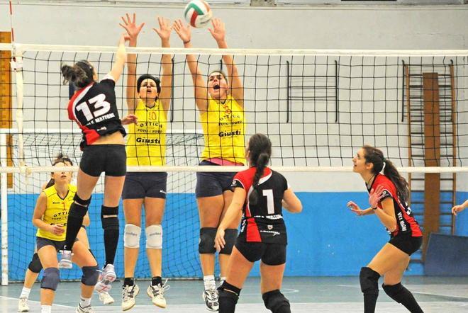 Il Blu Volley espugna Arezzo Milleluci si aggiudica il derby