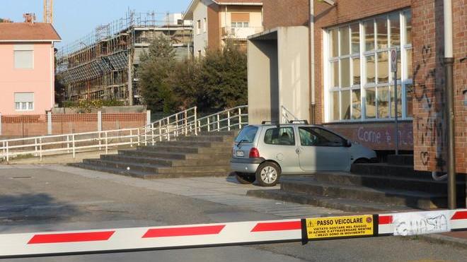 «Preside despota, quella sbarra funziona»