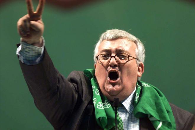 Borghezio: lo stato venda Sardegna, Sicilia e Napoli per ridurre il deficit 