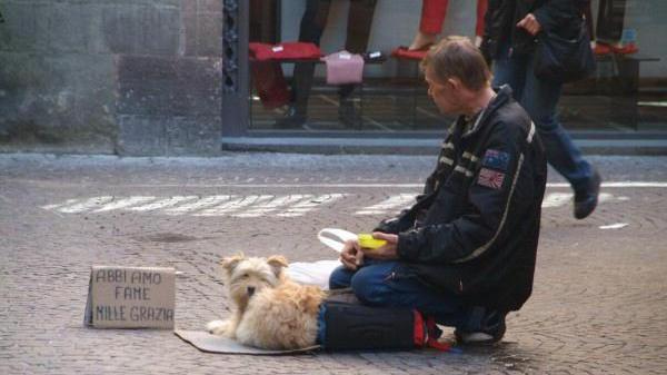 Arriva l’ordinanza anti mendicanti
