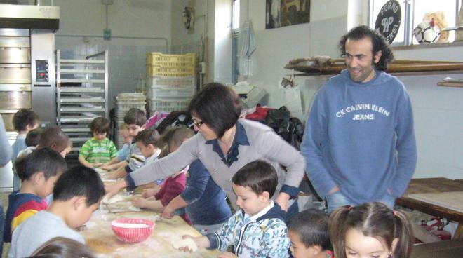 Piccoli fornai crescono alla scuola De Amicis