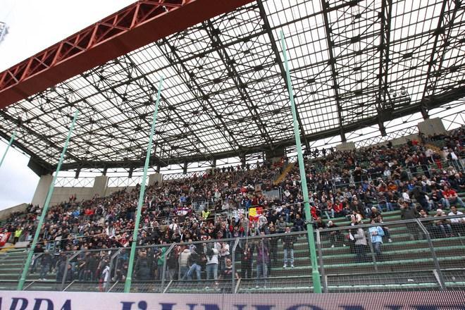 Calcio, il Cagliari giocherà a Trieste anche contro la Juve 