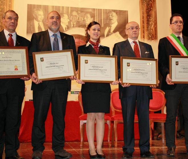 Civica onorificenza del Colle etrusco per i 40 anni Fisar