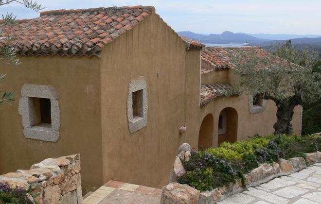 Formigoni in Costa nella villa dei Daccò 