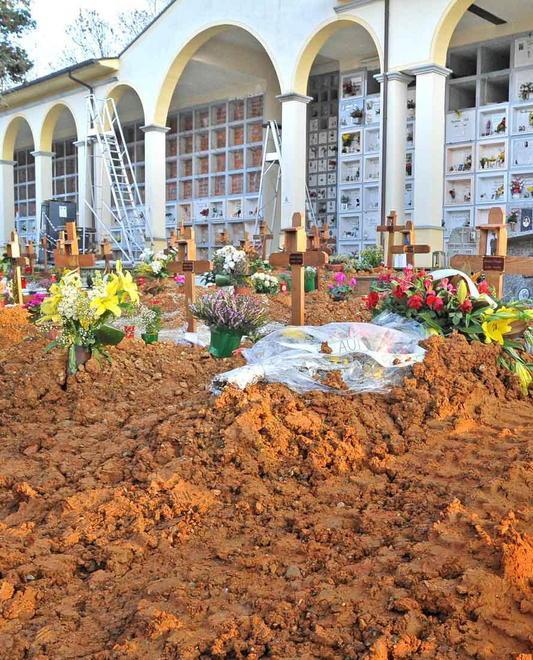 Senza contratto l’azienda che gestisce i cimiteri
