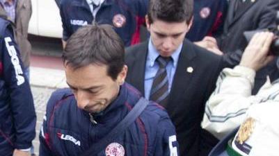 Amaranto senza parole per l’ultimo viaggio