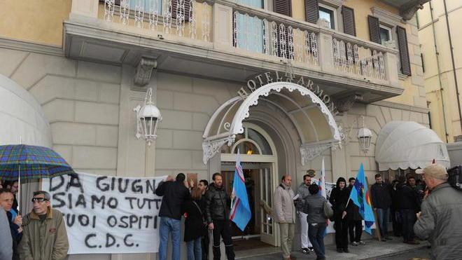 Caso Cdc, nuove proteste per scongiurare i licenziamenti