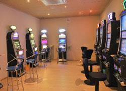 Individuata la banda delle slot machine, furti per 40 mila euro 