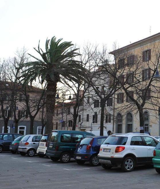 Un centro senza le auto si parte un giorno al mese 