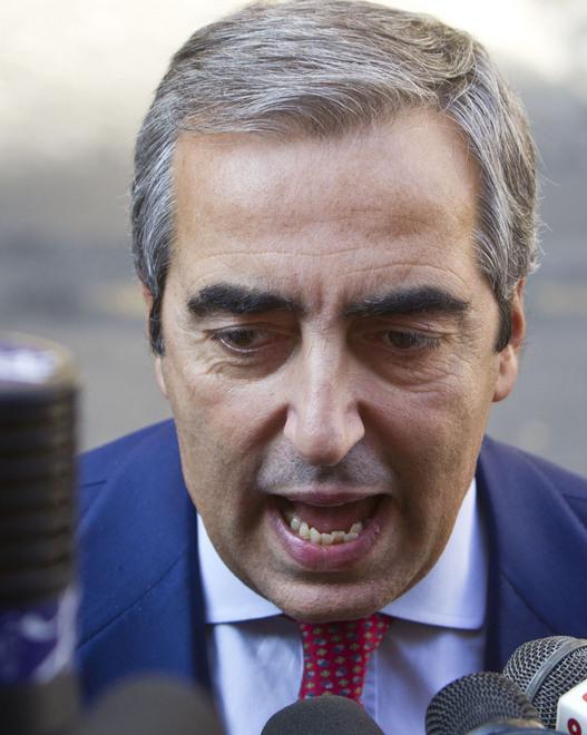 Gasparri a Forte per sostenere Popper e il Pdl 