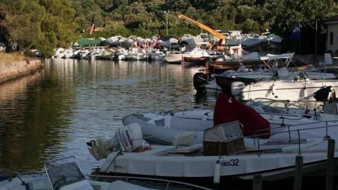 Ormeggi nel caos È guerra aperta tra le associazioni