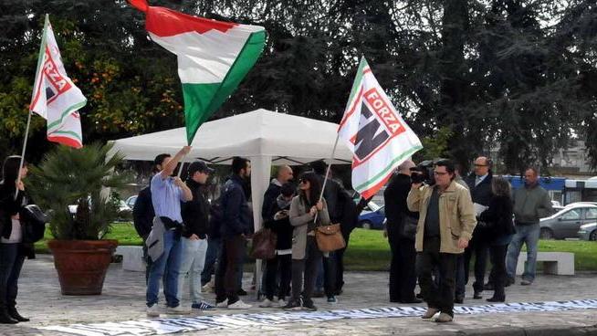 La stazione si fa bella Ma Pdl e Fn protestano