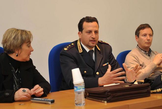 Consigli in divisa contro le droghe 
