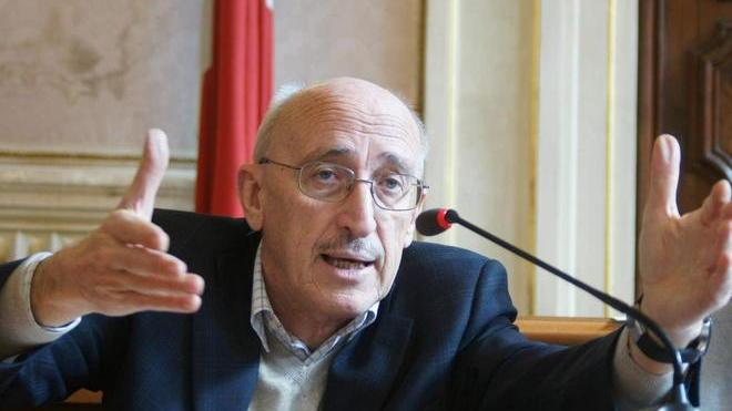 L’assessore Cantù: «Per ora non lascio»