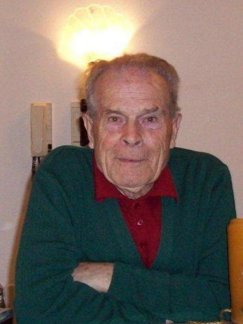 Deceduto Giuseppe Cocchi padre della preside Mirella