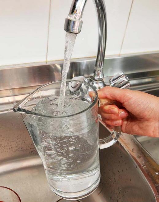 L’analisi dell’acqua del rubinetto di casa la fanno gli studenti 