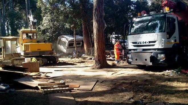 Rom, in 25 lasciano definitivamente il campo della Bigattiera
