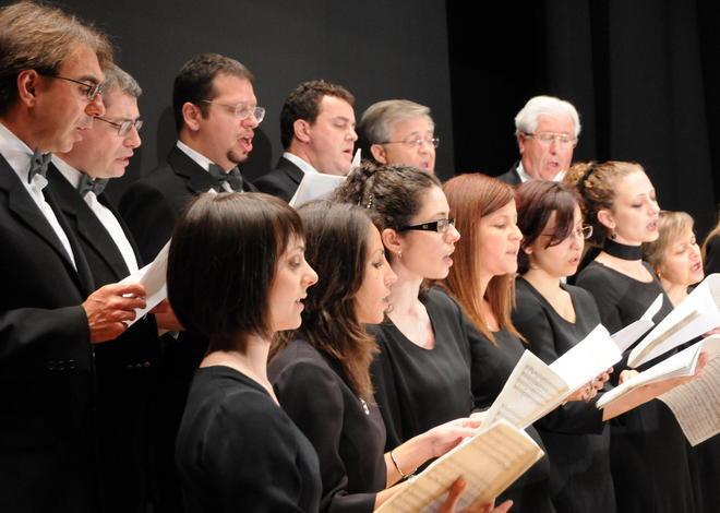 Amici della musica, c’è la Traviata in palcoscenico
