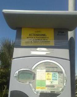 Scatta la sosta a pagamento I negozianti non gradiscono