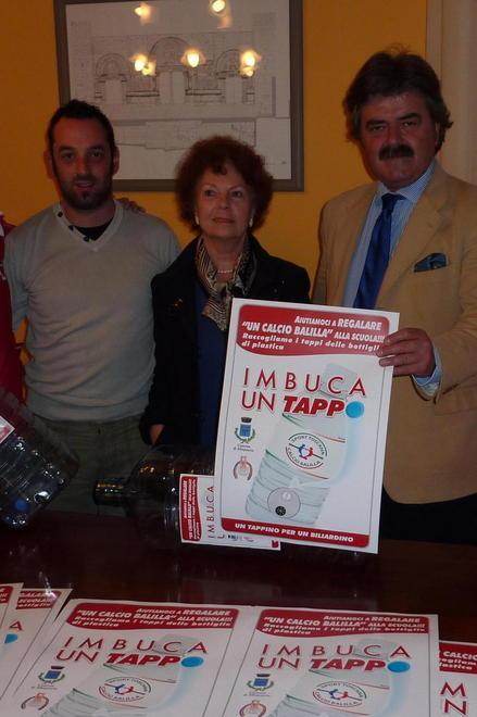 Raccogli i tappi e avrai un biliardino per la scuola