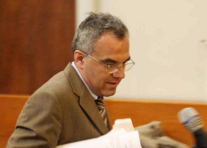 Il conducente va alla Polstrada 