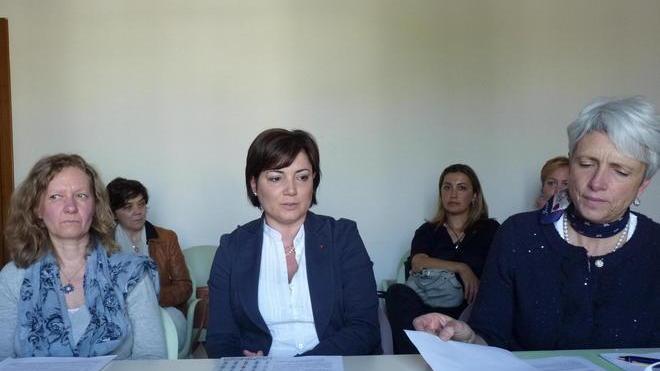 Violenza sulle donne dagli studenti 140 modi per dire no