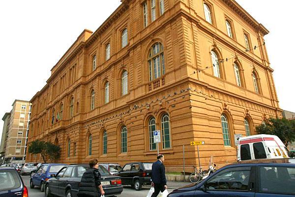 «Andavo alle Benci», la scuola va a caccia dei ricordi degli ex allievi 
