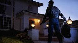 Furti in serie nelle abitazioni
