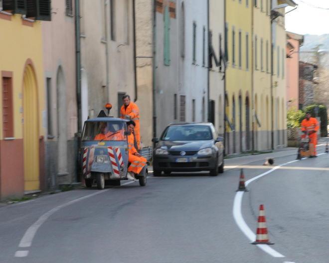 I residenti della via Pisana contro il Comune «Sbagliati gli interventi contro l’alta velocità» 