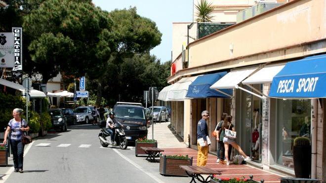 Sì all’isola pedonale e nel promontorio ritorna la Ztl di notte