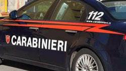 Vivaista rapinato in casa da due banditi armati