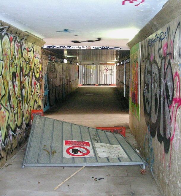 Murales anti-degrado nel sottopasso di via del Popolo 
