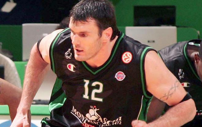 Siena sigilla il primo posto, Milano in forma playoff 