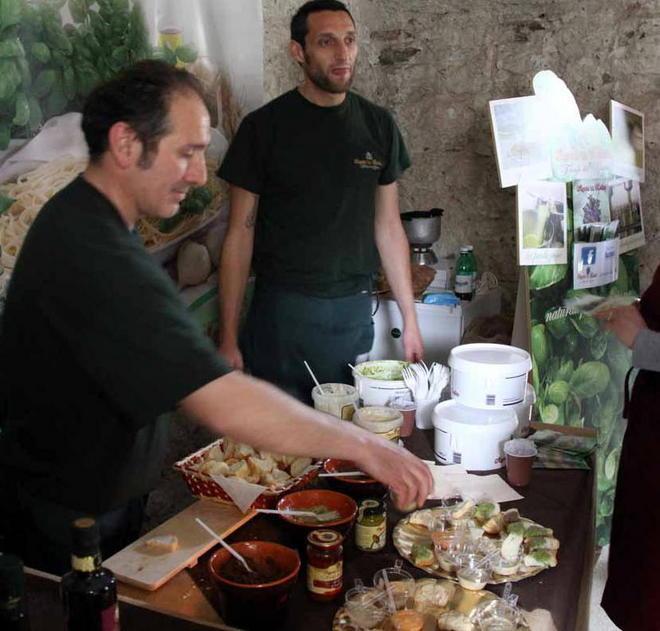 Assalto al Castello per Spino Fiorito: migliaia di visitatori 