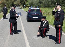 Tre raffiche di mitraglietta contro i carabinieri 