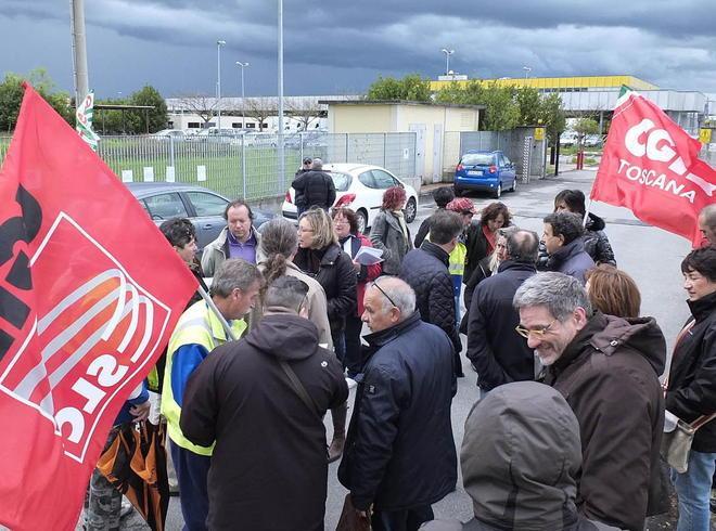 Poste, i gruppi politici uniti per i lavoratori 