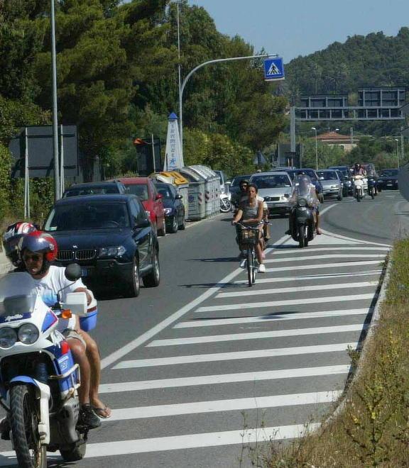 Inseguimento sul lungomare 