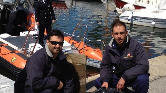 Rete abusiva di 50 metri scoperta in mare