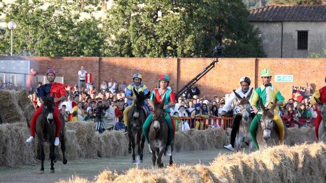 Palio da tutto esaurito ma con l’incognita pioggia
