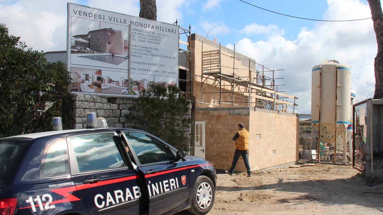 Montenero, «sottotetti e cantine diventano camere e salotti»
