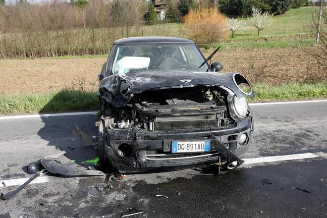 Finanziere in servizio a Prato vittima di un pirata della strada 