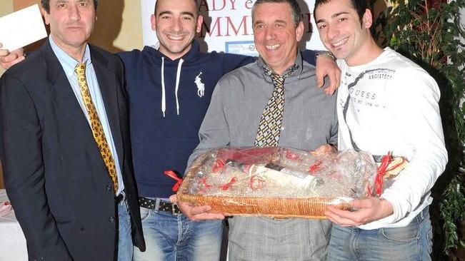 Lady e mr commercio, CInelli in fuga