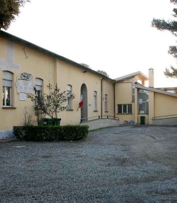 Amianto a scuola: medico specialista incontra i genitori