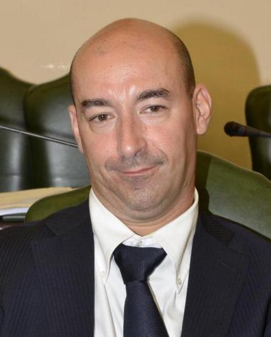 Angelini chiede al Comune un’alternativa a Equitalia