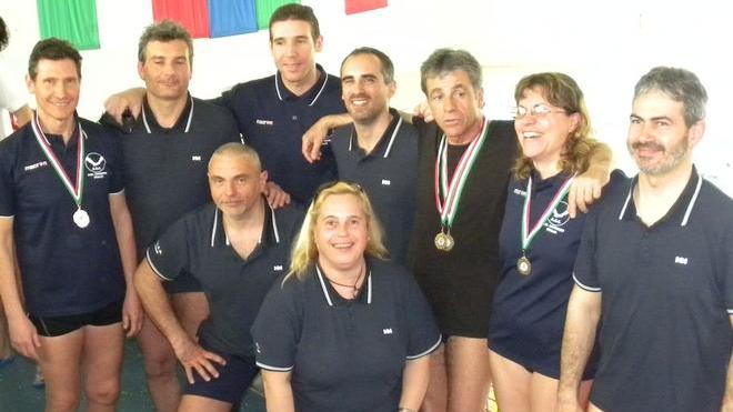Nuoto: i vigili livornesi dettano legge ai campionati italiani