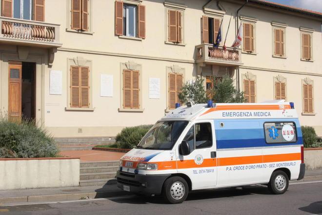 Donna di 70 anni si toglie la vita sparandosi con la pistola del marito 