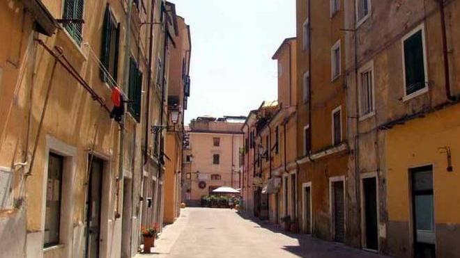 Basta con il degrado dei fondi sfitti