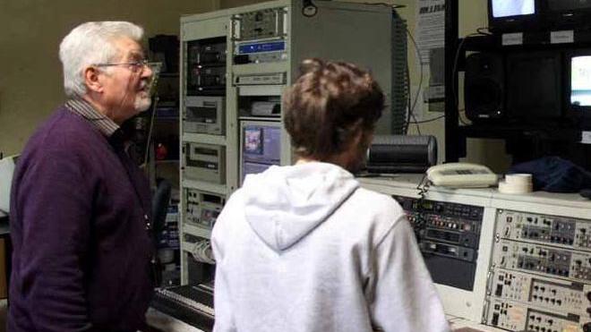 Parlamentari apuani uniti per salvare Teleriviera